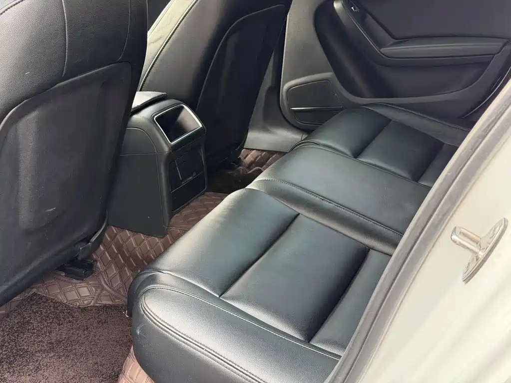 Audi A4L 2014