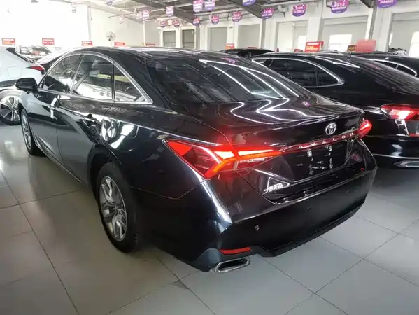 Toyota Avalon 2022