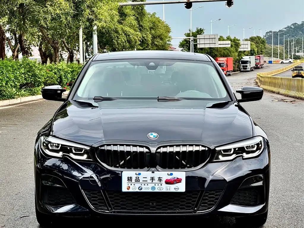 BMW 3 Series 2022