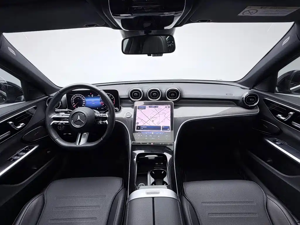 Mercedes-Benz C-Class 2023 — фото 11