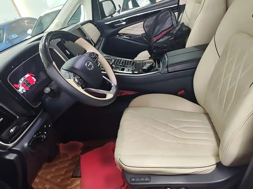 GAC Trumpchi M8 2022 — фото 15