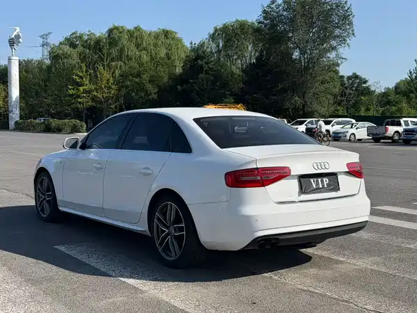 Audi A4L 2013