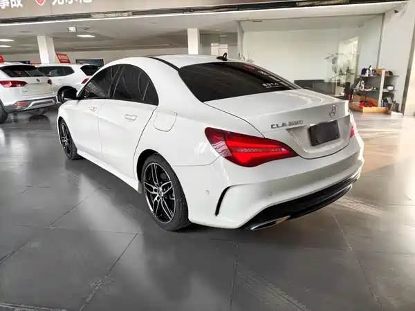 Mercedes-Benz CLA 2017