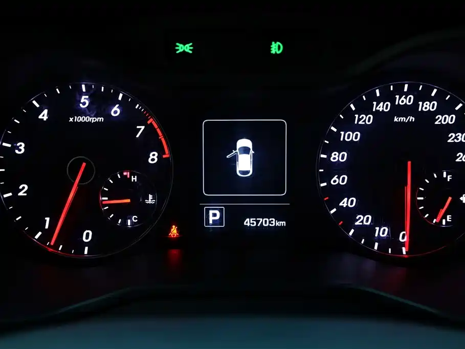 Hyundai Veloster 2015 — фото 24