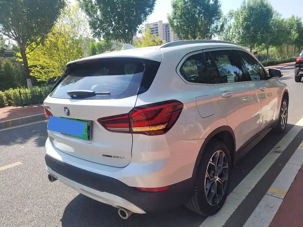 BMW X1 2020 — фото 4
