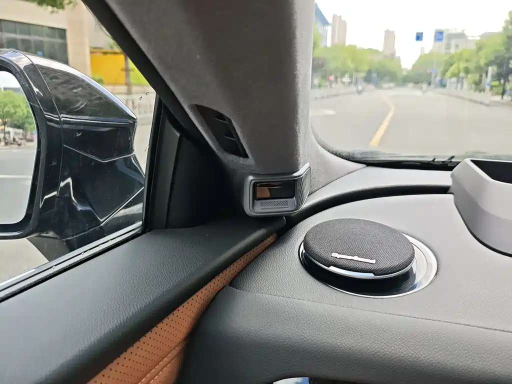 Geely Galaxy Starshine 8 2025 — фото 21