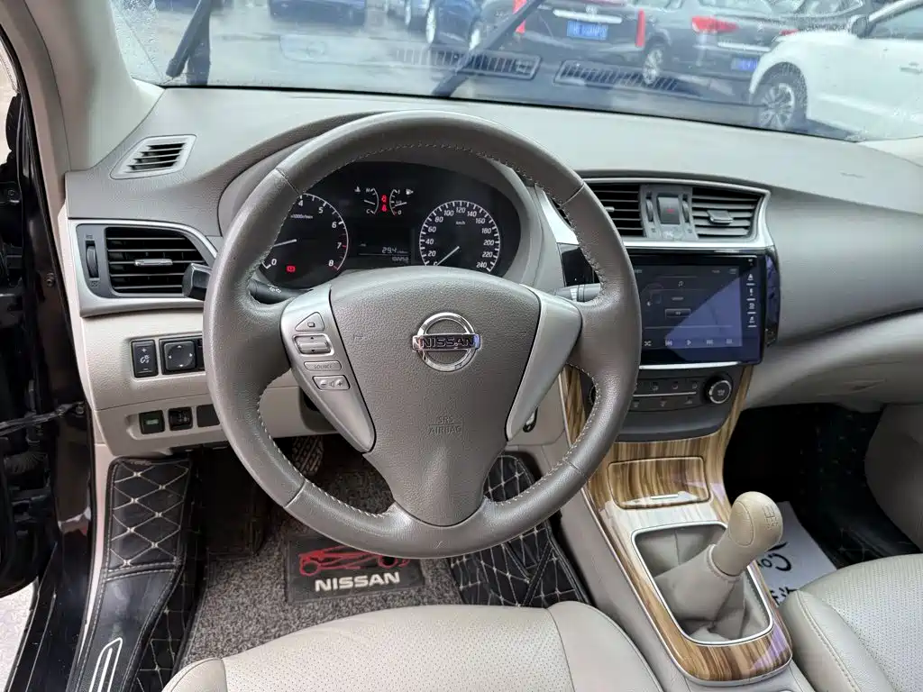 Nissan Sylphy 2015 — фото 12