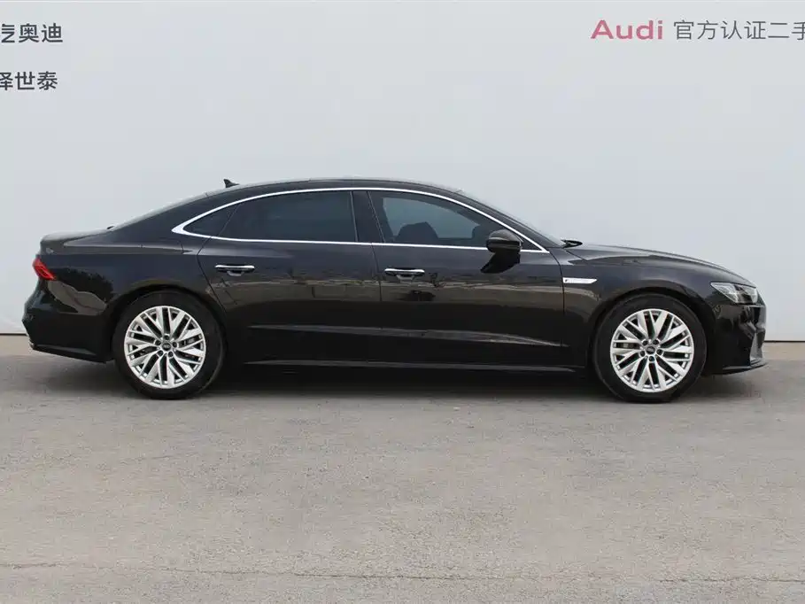 Audi A7L 2024 — фото 3