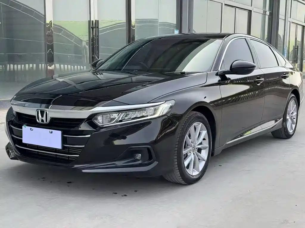 Honda Accord 2023 — фото 1