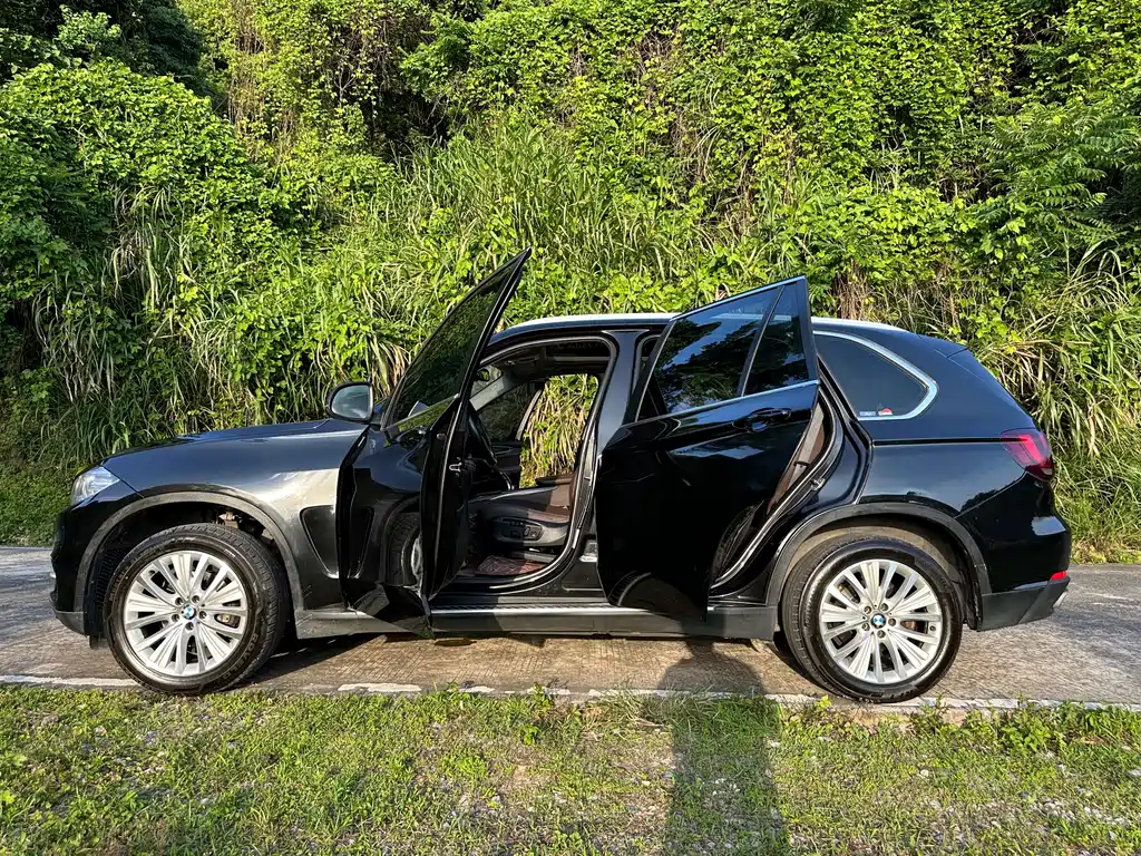 BMW X5 2015 — фото 11