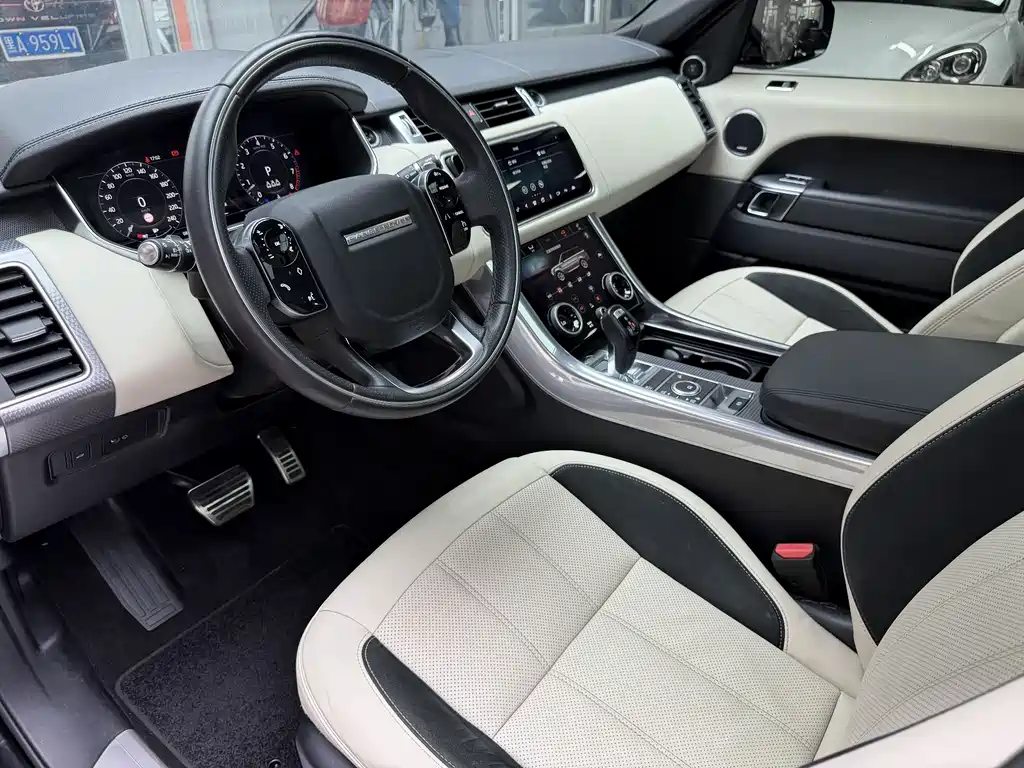 Land Rover Range Rover Sport 2019 — фото 11