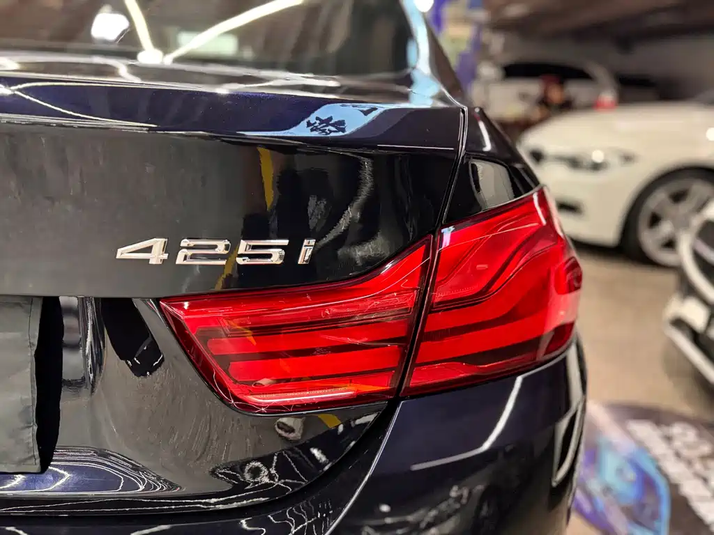 BMW 4 Series 2018 — фото 12