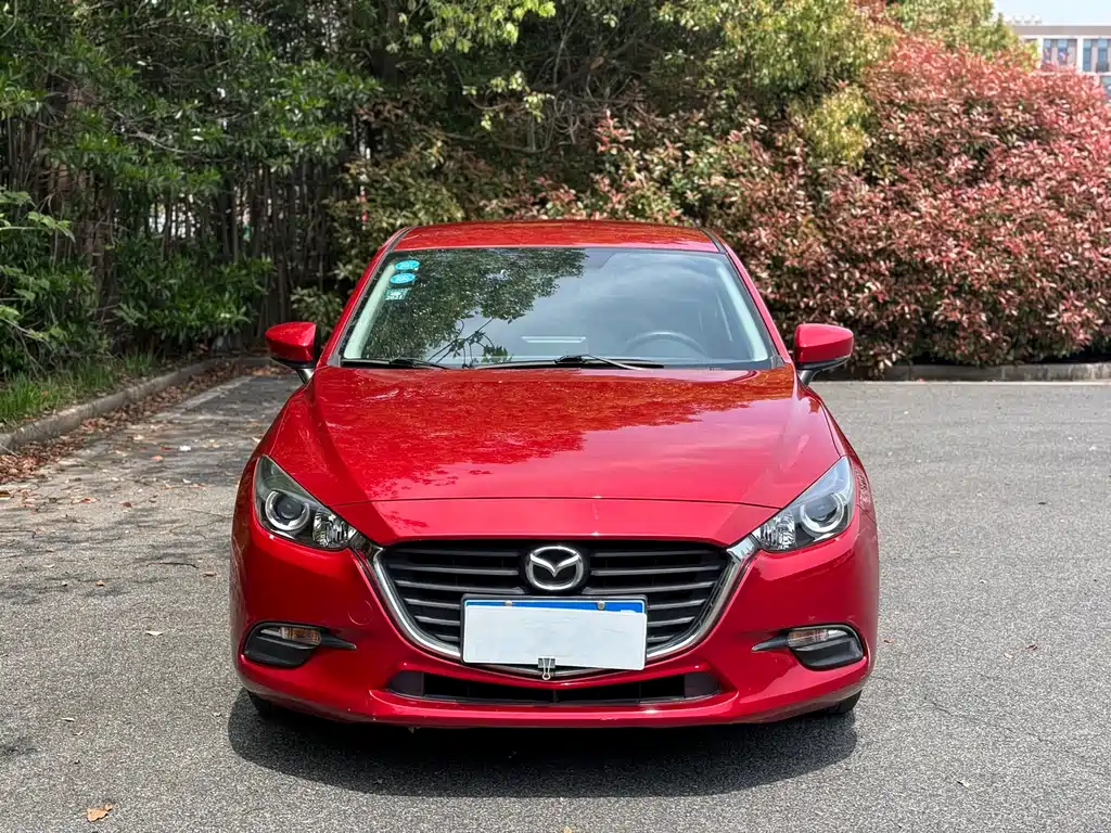 Mazda 3 Axela 2019 — фото 5