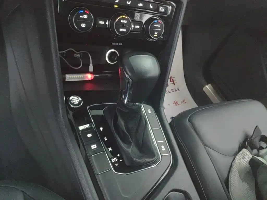 Volkswagen Tiguan L 2018 — фото 14