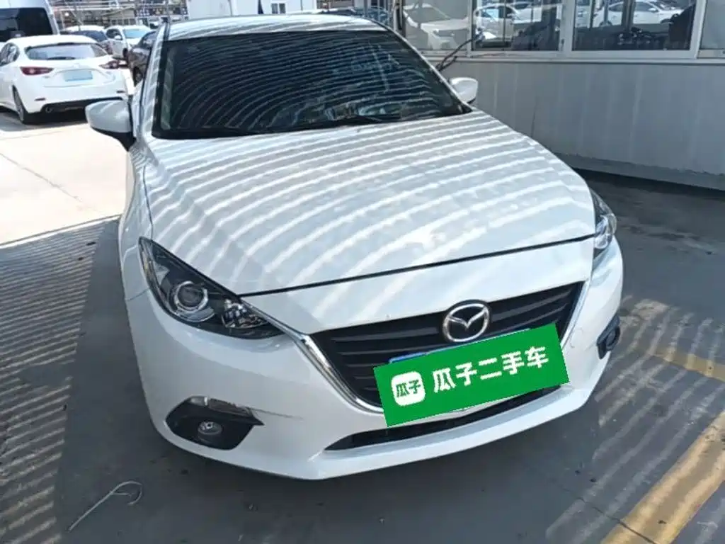 Mazda 3 Axela 2016