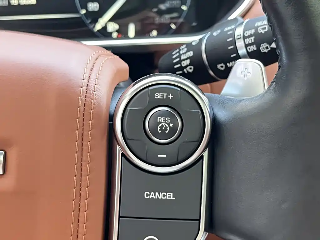 Land Rover Range Rover 2016 — фото 24