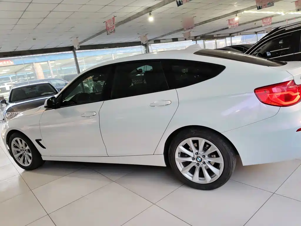 BMW 3 Series GT 2019 — фото 21