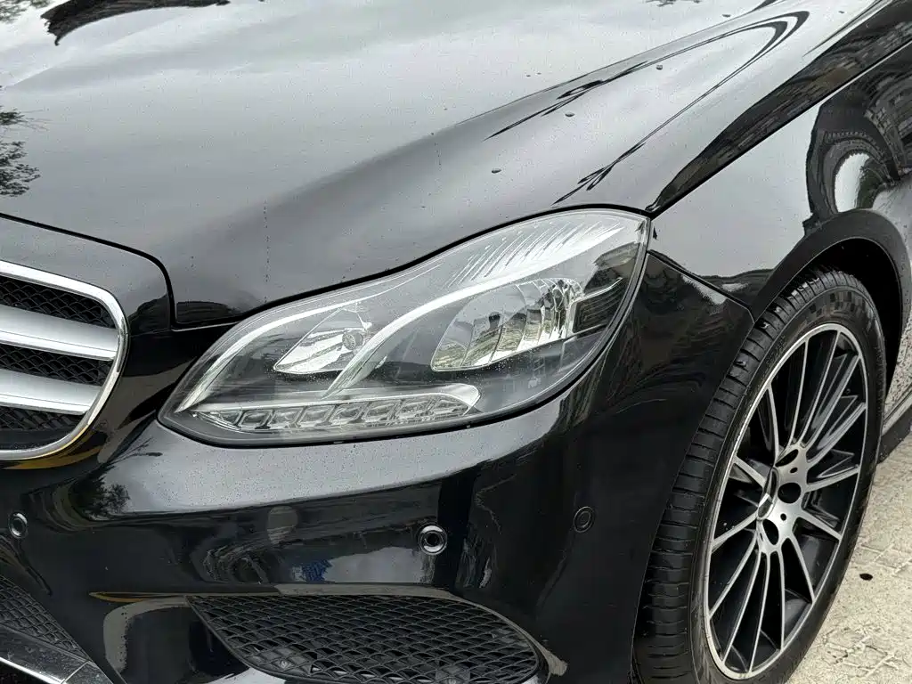 Mercedes-Benz E-Class 2014