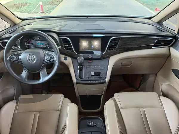 Buick GL8 2020