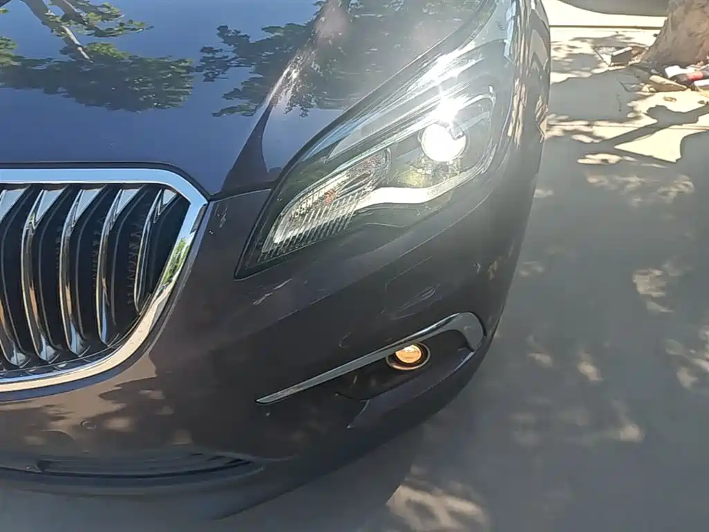 Buick Envision Plus 2017 — фото 24