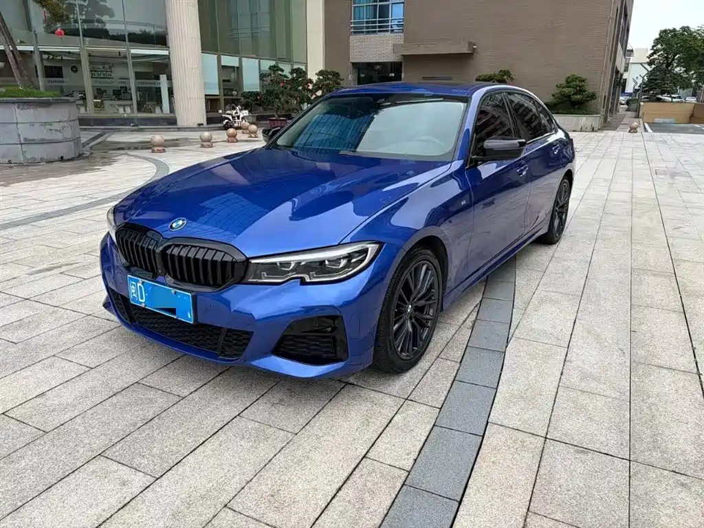 BMW 3 Series 2020 — фото 1