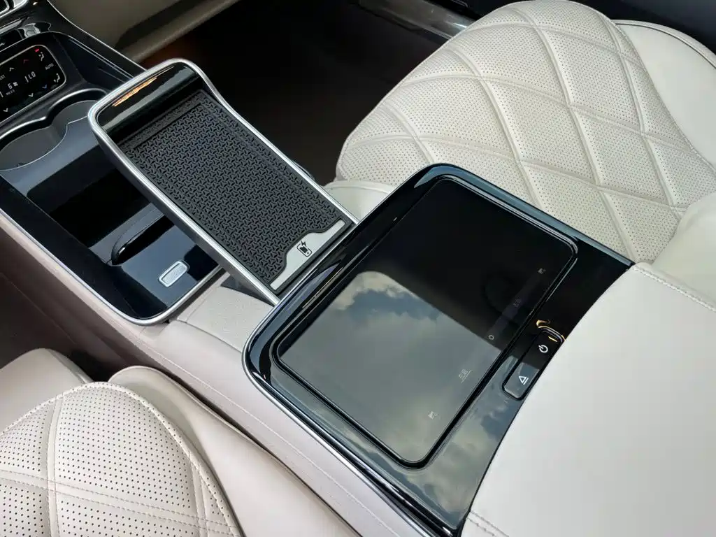Mercedes-Benz Maybach S-Class 2025 — фото 14