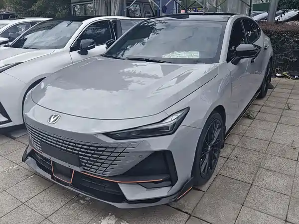 Changan UNI-V 2024
