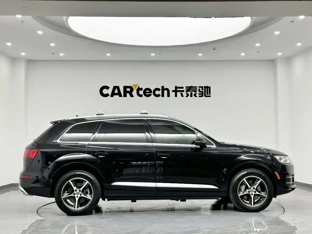 Audi Q7 2019 — фото 3
