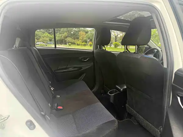 Toyota Yaris L 2017