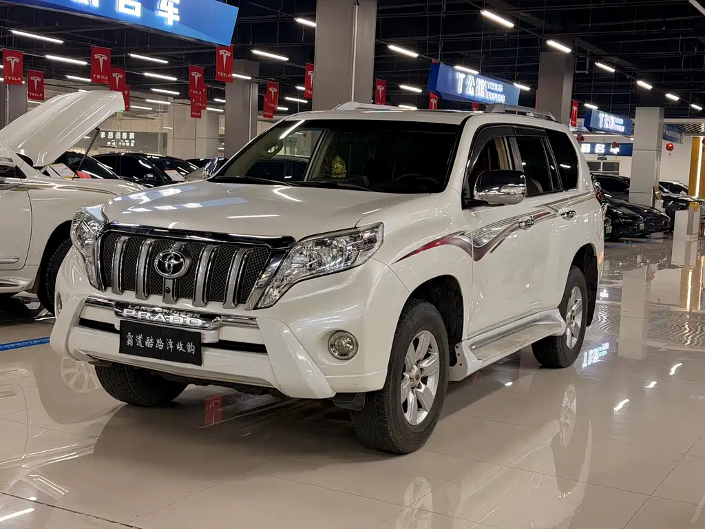 Toyota Prado 2017 — фото 3
