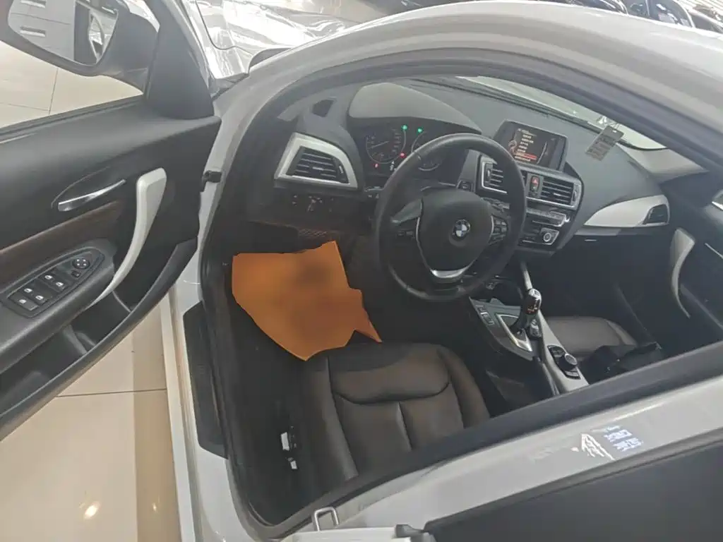 BMW 1 Series 2016 — фото 16