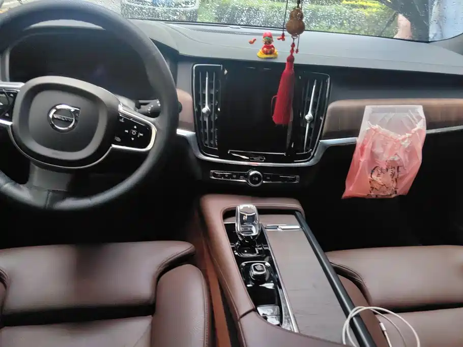 Volvo S90 2023 — фото 12