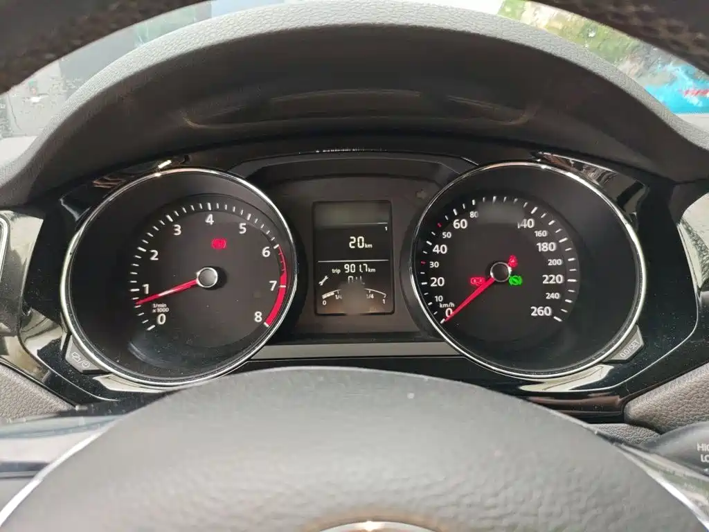 Volkswagen Sagitar 2017