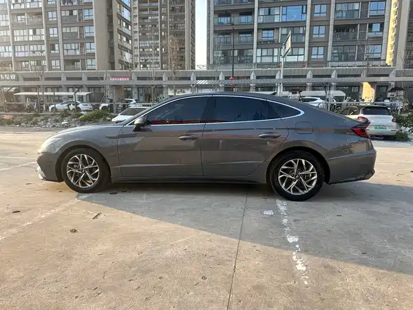 Hyundai Sonata 2022