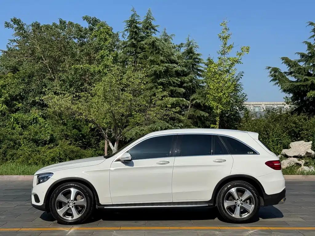Mercedes-Benz GLC 2016