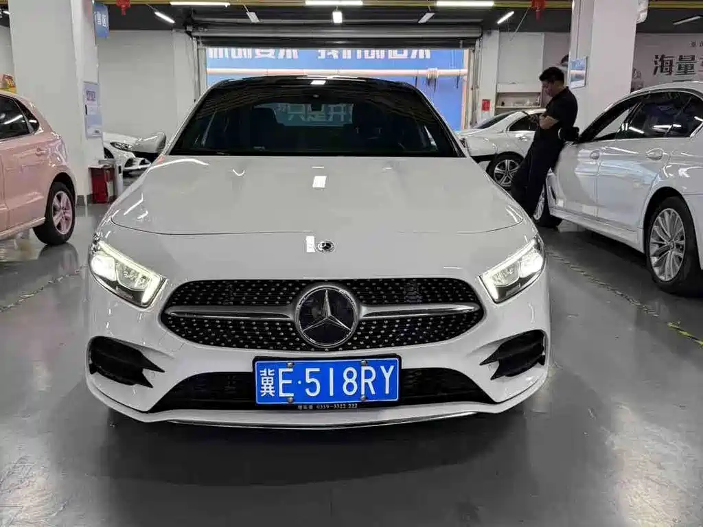 Mercedes-Benz A-Class 2023 — фото 2