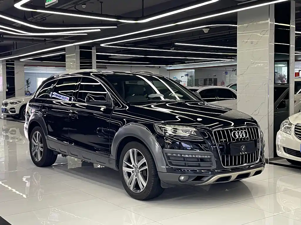 Audi Q7 2014 — фото 3