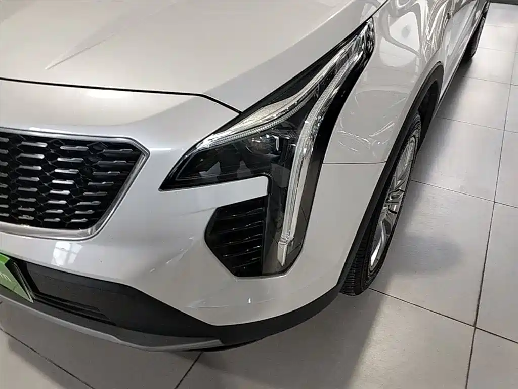 Cadillac XT4 2020 — фото 24