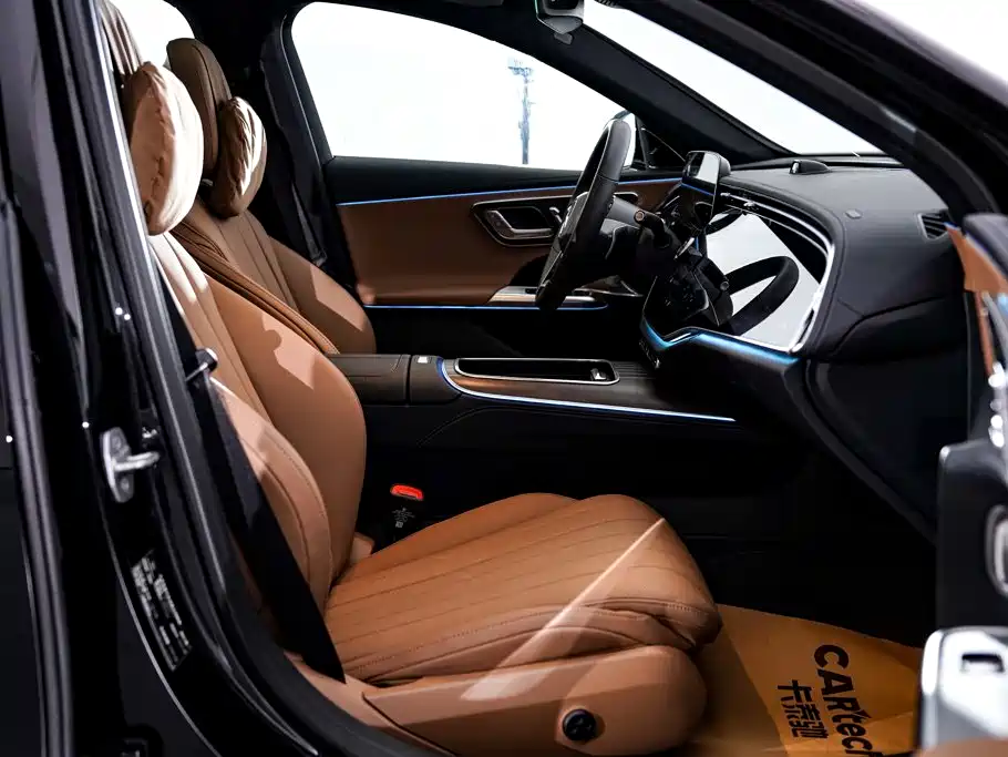 Mercedes-Benz E-Class 2025 — фото 19