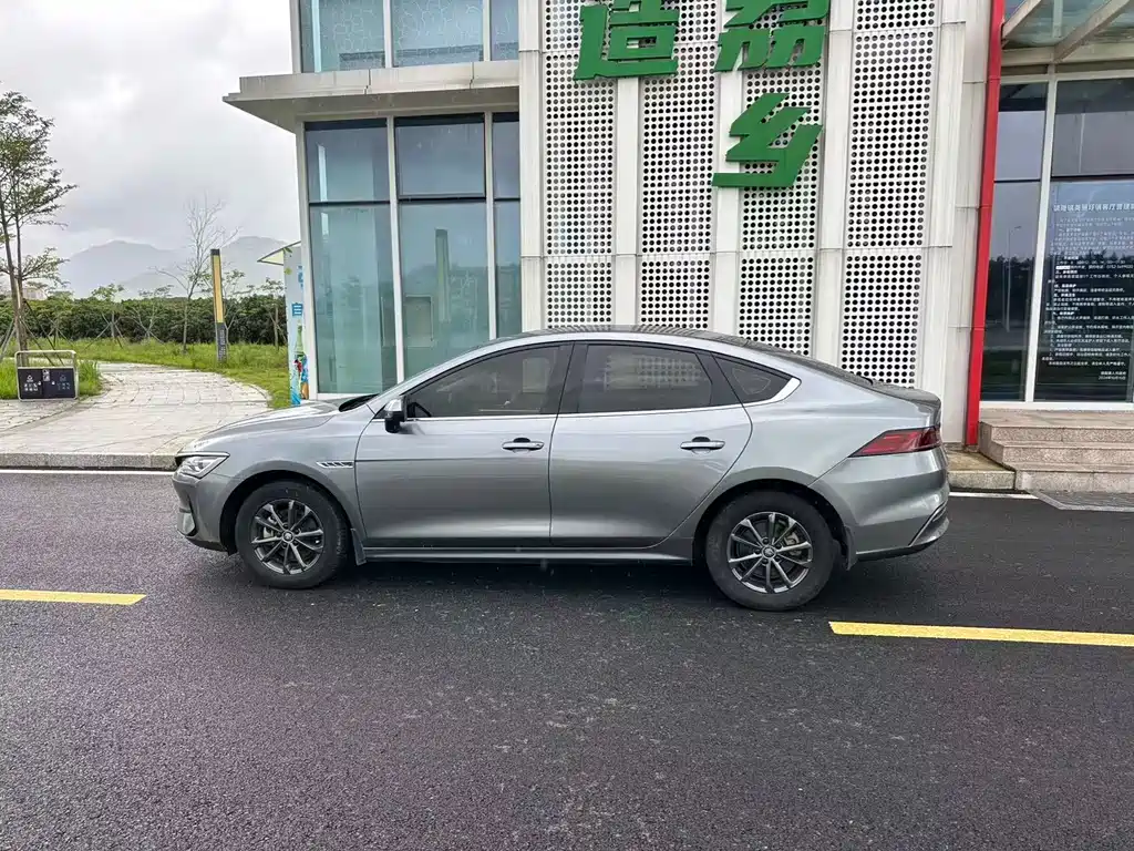 BYD Qin PLUS 2022