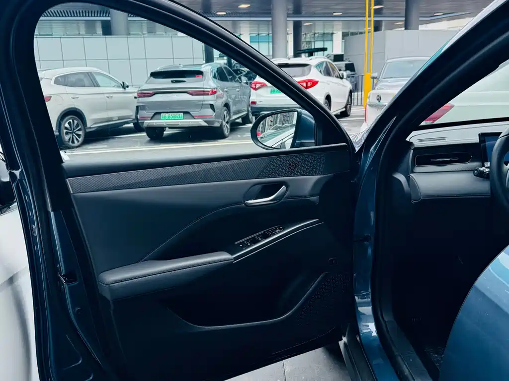 BYD Qin PLUS 2025