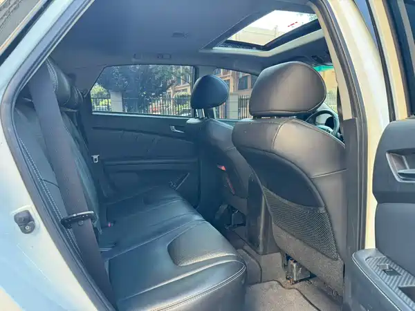 Luxgen You6 SUV 2017