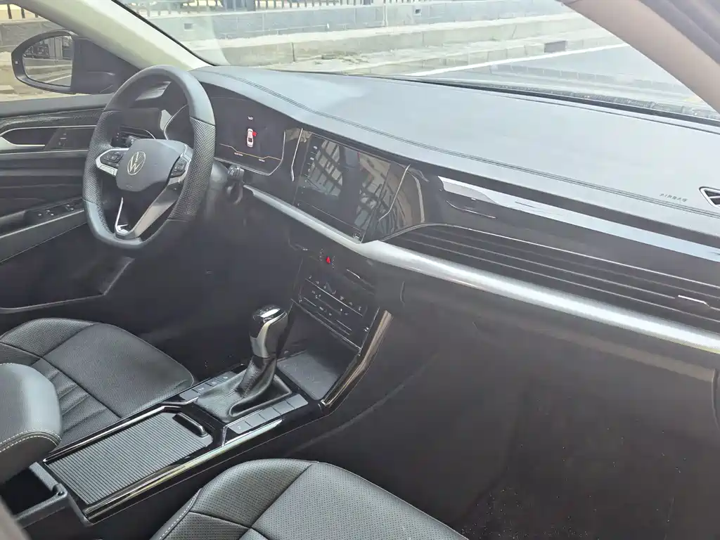 Volkswagen Passat 2025