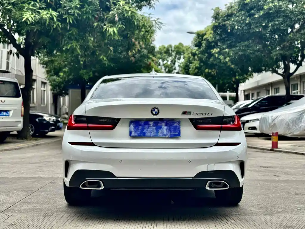 BMW 3 Series 2021 — фото 11