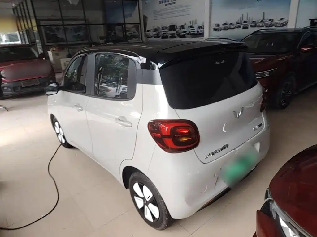 Wuling Hongguang MINIEV 2025