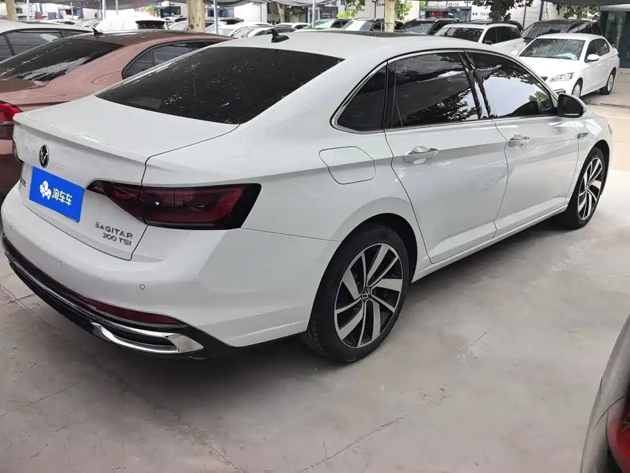 Volkswagen Sagitar 2024