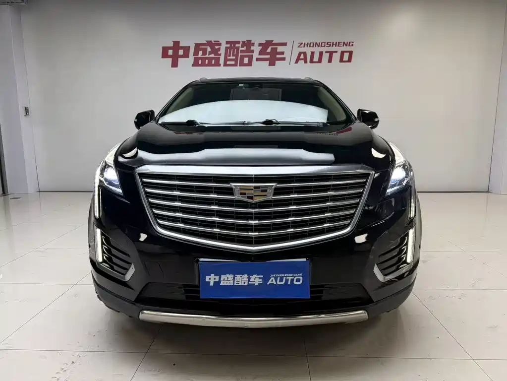Cadillac XT5 2017 — фото 2