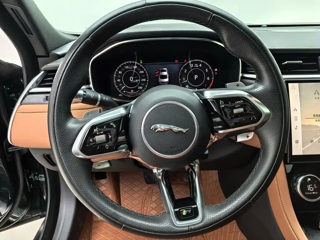 Jaguar XFL 2023 — фото 10
