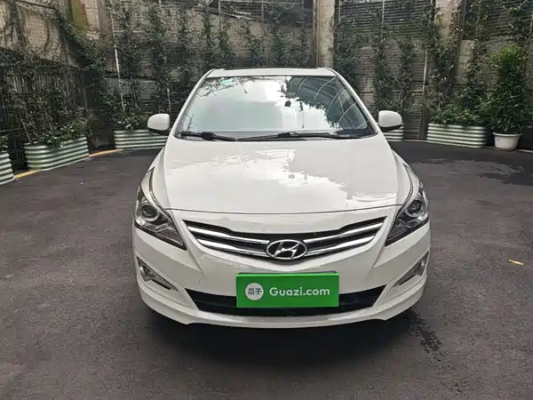 Hyundai Accent 2016