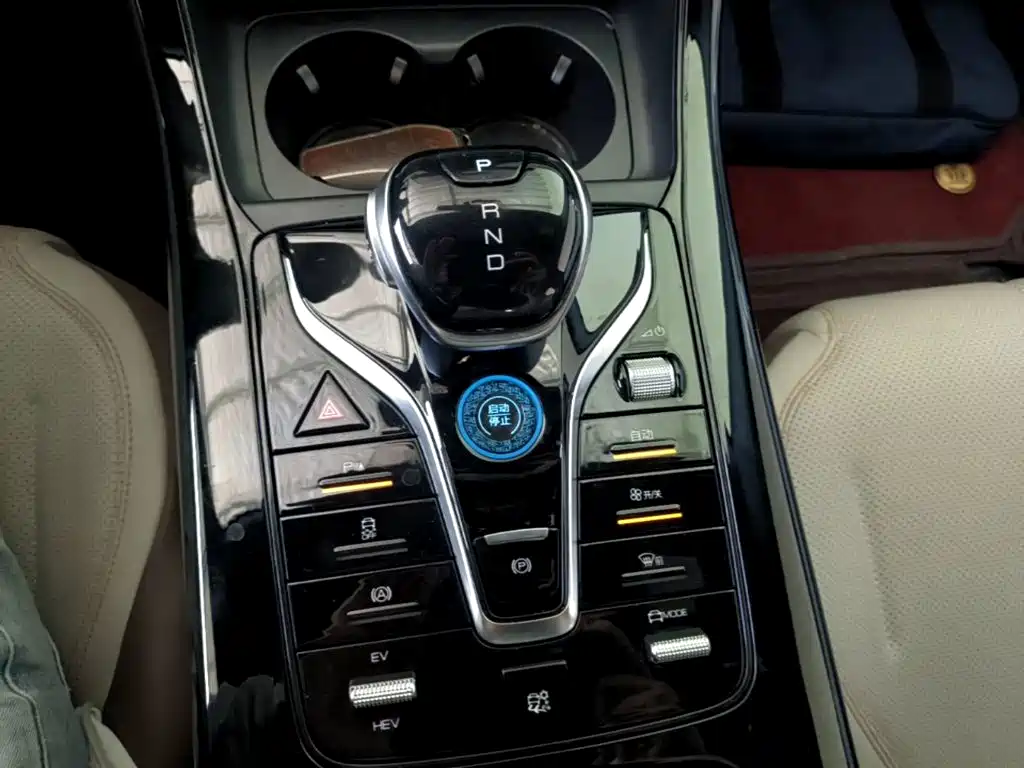 BYD Qin PLUS 2025 — фото 14